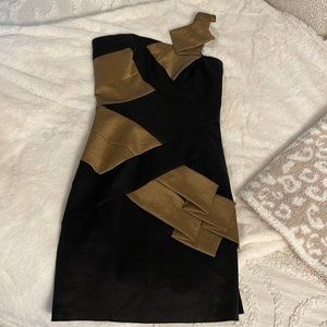 Cache black and gold dress